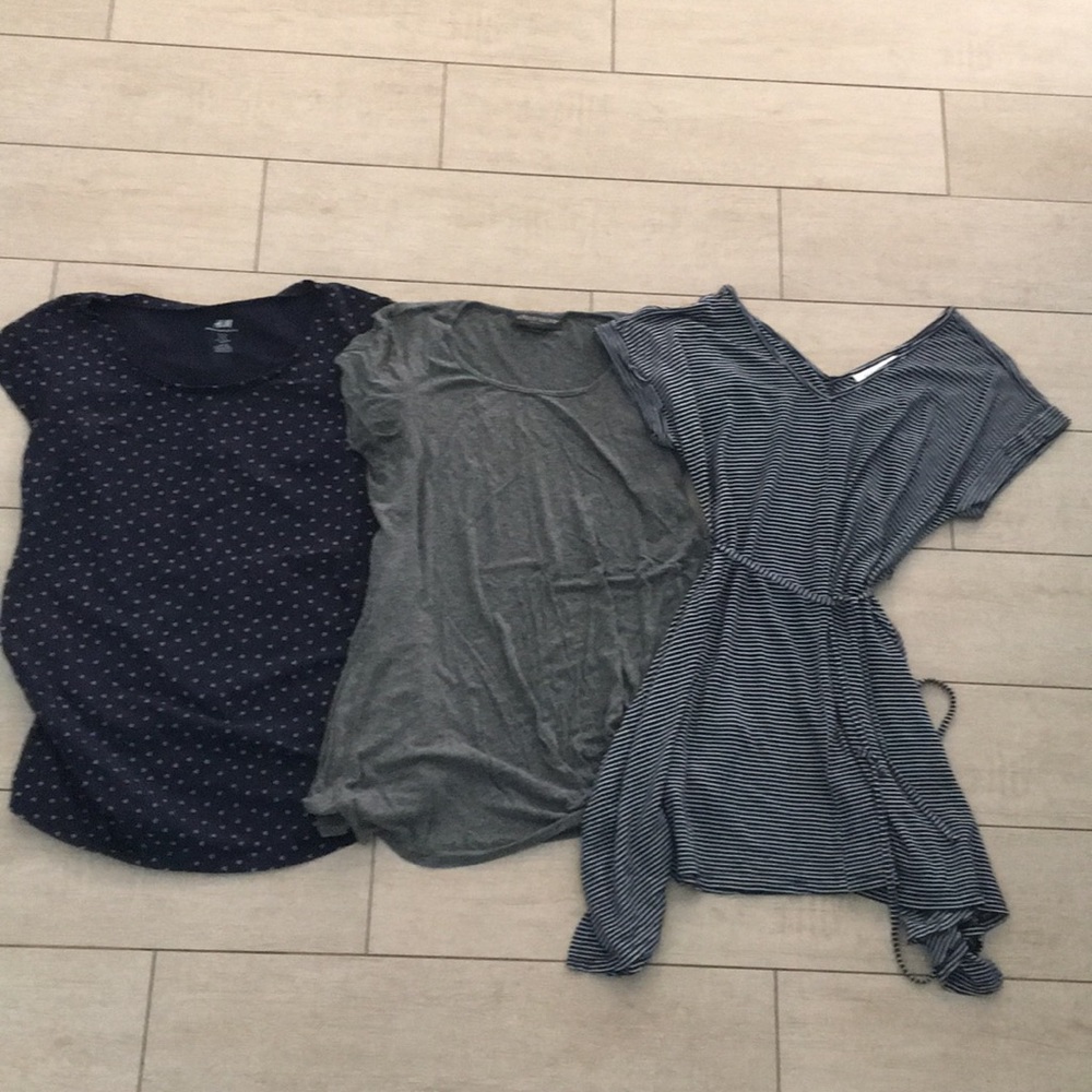 Bundle (3) Maternity Tee Shirts H&M + Motherhood